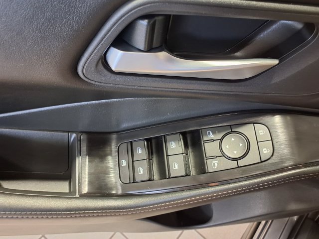 Used 2026 Nissan Rogue SV AWD/4WD image 17