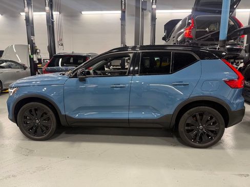 Certified 2023 Volvo XC40 Recharge Plus AWD/4WD image 3
