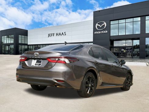 Used 2024 Toyota Camry LE image 3