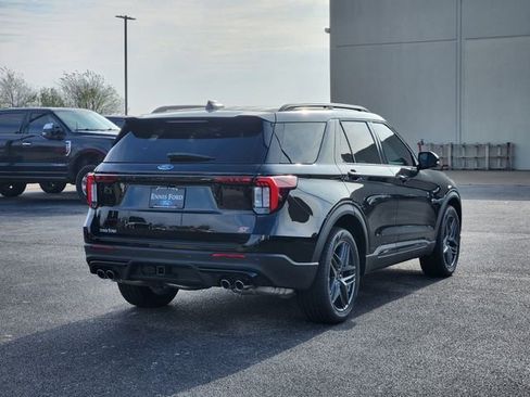 New 2026 Ford Explorer ST image 7