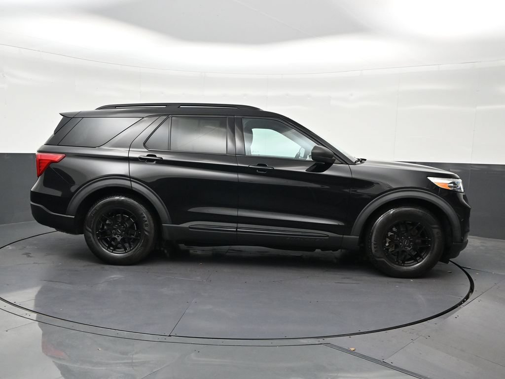 Used 2021 Ford Explorer XLT RWD image 7