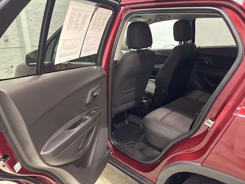 Used 2016 Chevrolet Trax LT image 27