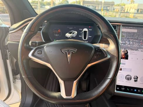 Used 2018 Tesla Model X 100D AWD/4WD image 14