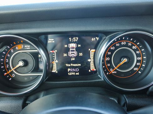 Used 2022 Jeep Wrangler Unlimited Sahara w/ LED Lighting Group image 23