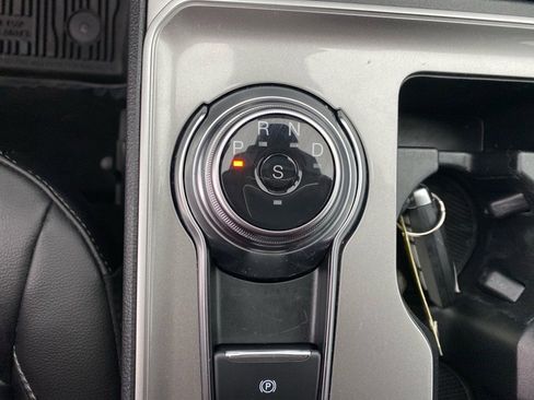 Used 2024 Ford Edge SEL w/ Convenience Package image 12