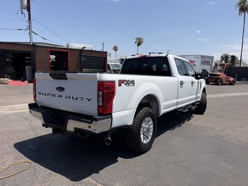 Used 2022 Ford F250 XLT w/ XLT Value Package AWD/4WD image 3