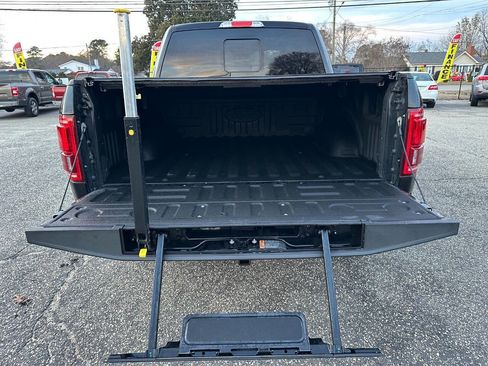 Used 2016 Ford F150 Platinum w/ Equipment Group 701A Luxury image 20