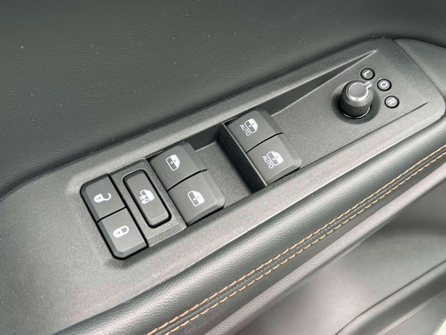 Used 2026 Jeep Cherokee Limited AWD/4WD image 18
