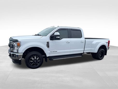 Used 2022 Ford F350 Lariat w/ Lariat Ultimate Package AWD/4WD image 2