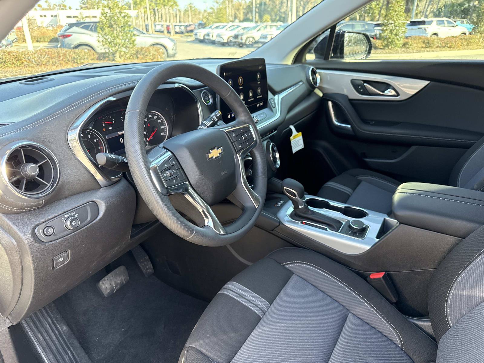 New 2026 Chevrolet Blazer LT w/ Convenience Package FWD image 21