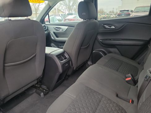 Used 2020 Chevrolet Blazer LT image 11