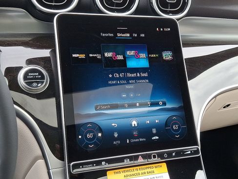 Used 2026 Mercedes-Benz GLC 300 4MATIC image 11