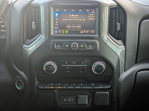 Used 2025 Chevrolet Silverado 1500 Custom Trail Boss w/ Turbomax Blackout Package AWD/4WD image 13