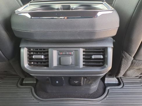 Used 2024 Ford F150 Lariat w/ Equipment Group 502A High AWD/4WD image 18