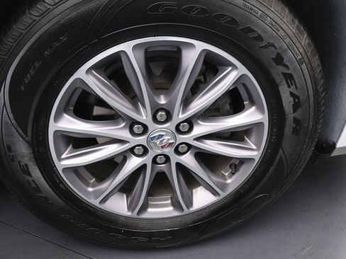 Used 2024 Buick Enclave Premium image 45