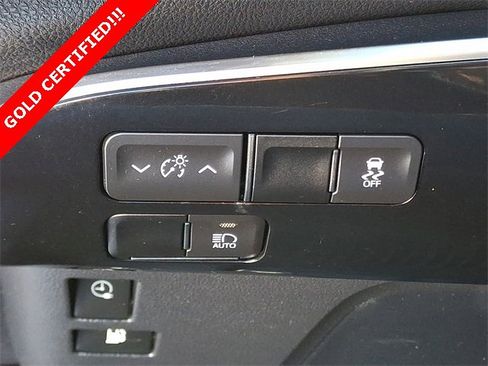 Certified 2022 Toyota Prius Prime XLE image 24