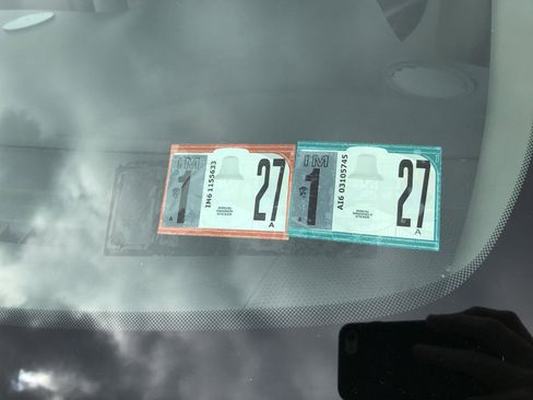 Used 2017 Kia Sedona L image 5