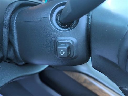 Used 2019 GMC Yukon Denali w/ Denali Ultimate Package image 22