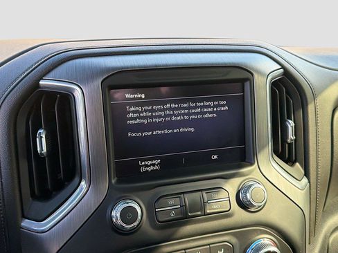 Used 2020 GMC Sierra 3500 Denali w/ Denali Ultimate Package AWD/4WD image 30