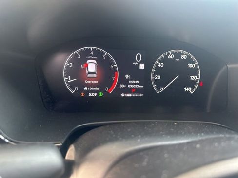 Used 2024 Honda CR-V LX image 11