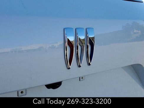 New 2025 Buick Envision Preferred image 35