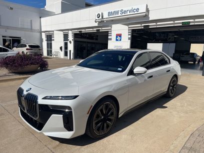 Used 2023 BMW i7 xDrive60 w/ Executive Package 2