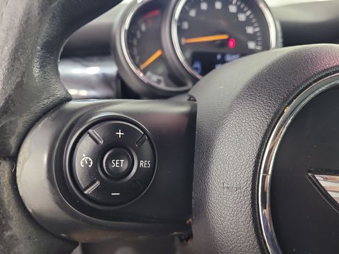 Used 2014 MINI Cooper 2-Door Hardtop FWD image 19