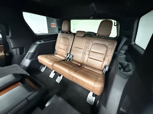 Used 2024 Lincoln Navigator Reserve w/ Equipment Group 201A image 28