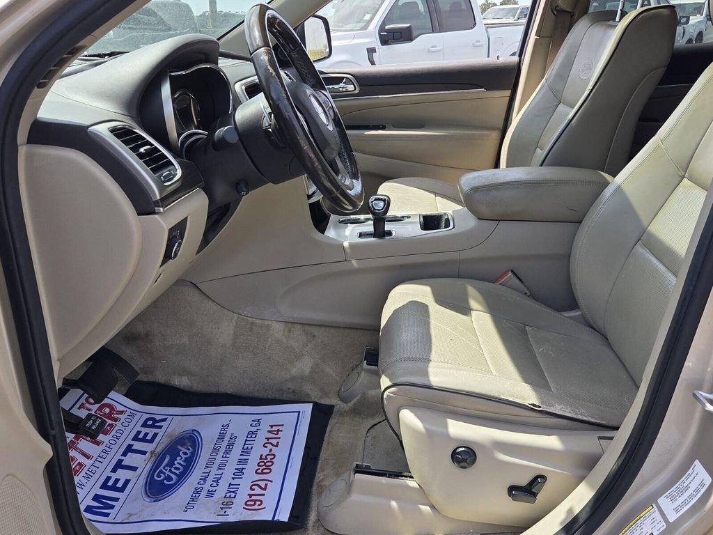 Used 2014 Jeep Grand Cherokee Overland w/ Advanced Technology Group RWD image 5