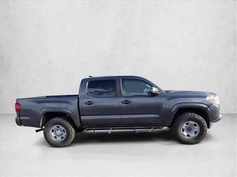 Used 2019 Toyota Tacoma SR AWD/4WD image 2