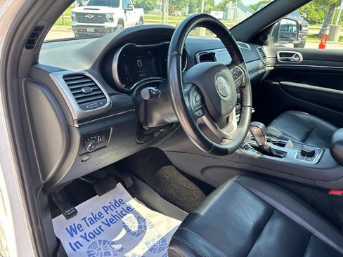 Used 2022 Jeep Grand Cherokee Limited AWD/4WD image 57