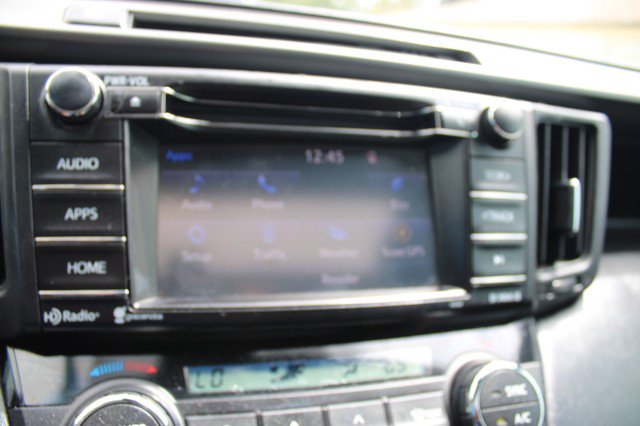 Used 2017 Toyota RAV4 SE FWD image 37
