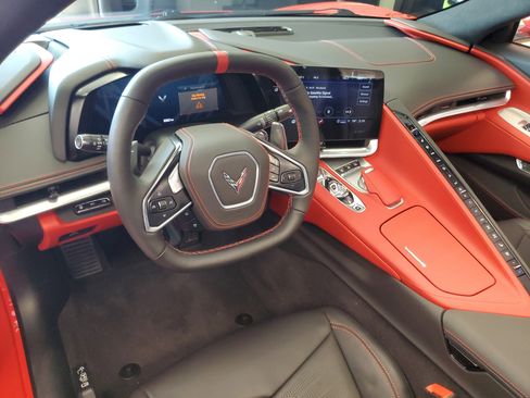 Used 2022 Chevrolet Corvette Stingray Premium Conv w/ Z51 Performance Package RWD image 12