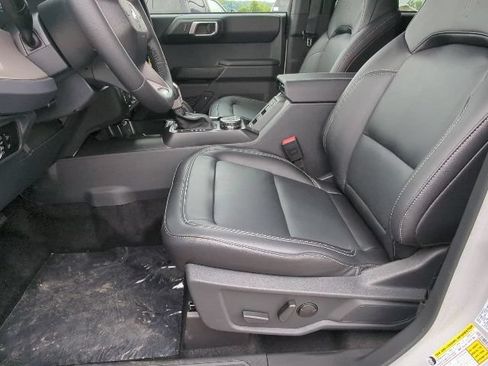 New 2026 Ford Bronco Outer Banks w/ Sasquatch Package AWD/4WD image 10