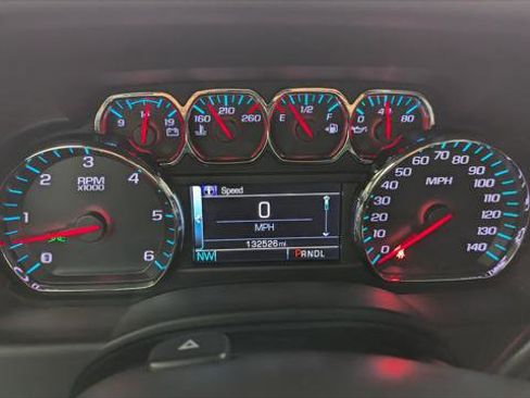 Used 2017 GMC Yukon SLE w/ SLE Value Package image 27