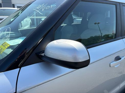 Used 2018 Kia Soul w/ Option Group 020 FWD image 14