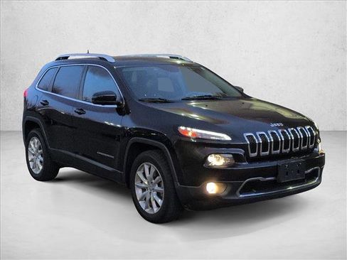 Used 2016 Jeep Cherokee Limited image 3