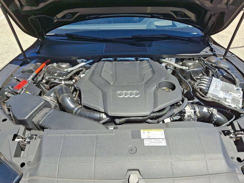 Certified 2023 Audi A7 Prestige w/ Luxury Package AWD/4WD image 29