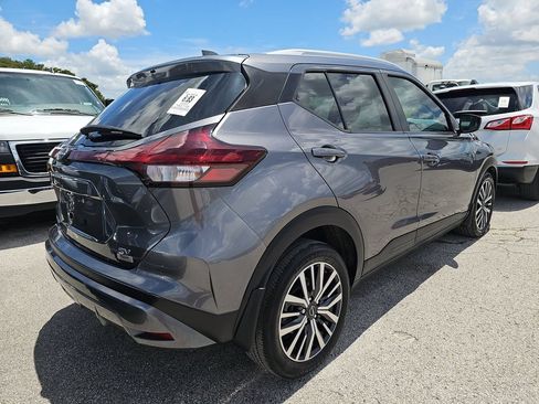 Used 2023 Nissan Kicks SV FWD image 8