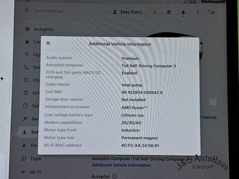 Used 2022 Tesla Model Y Long Range image 17