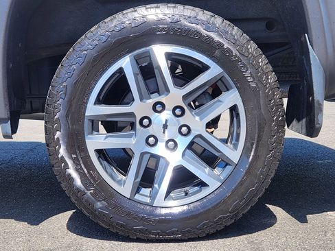 Used 2020 Chevrolet Silverado 1500 LT Trail Boss AWD/4WD image 9