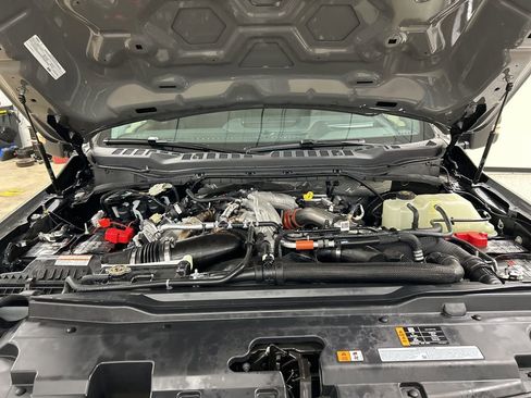 Used 2026 Ford F250 Lariat w/ Black Appearance Package image 35