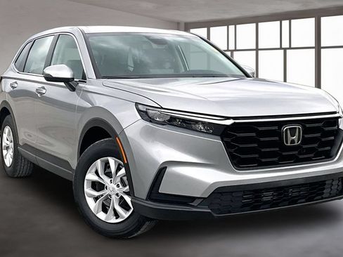Certified 2023 Honda CR-V LX image 3