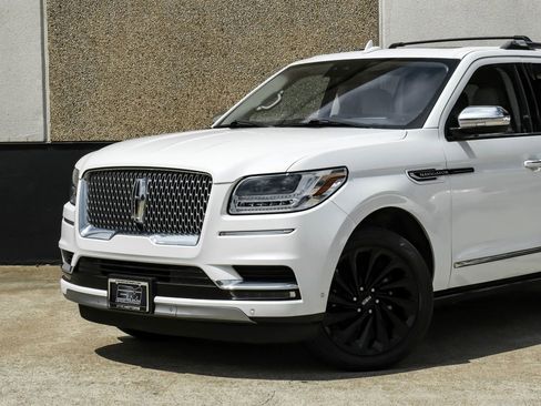 Used 2020 Lincoln Navigator Black Label w/ Cargo Convenience Package AWD/4WD image 5