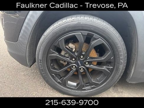 Used 2020 GMC Terrain SLE w/ Driver Convenience Package AWD/4WD image 6