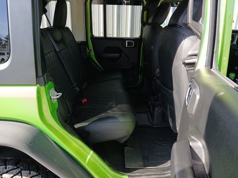 Used 2018 Jeep Wrangler Unlimited Sport S image 28