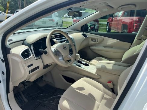 Used 2015 Nissan Murano SV FWD image 10