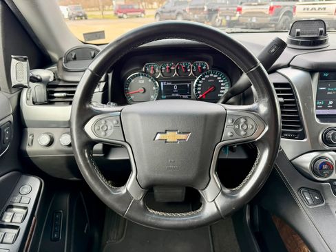 Used 2018 Chevrolet Tahoe LT AWD/4WD image 17