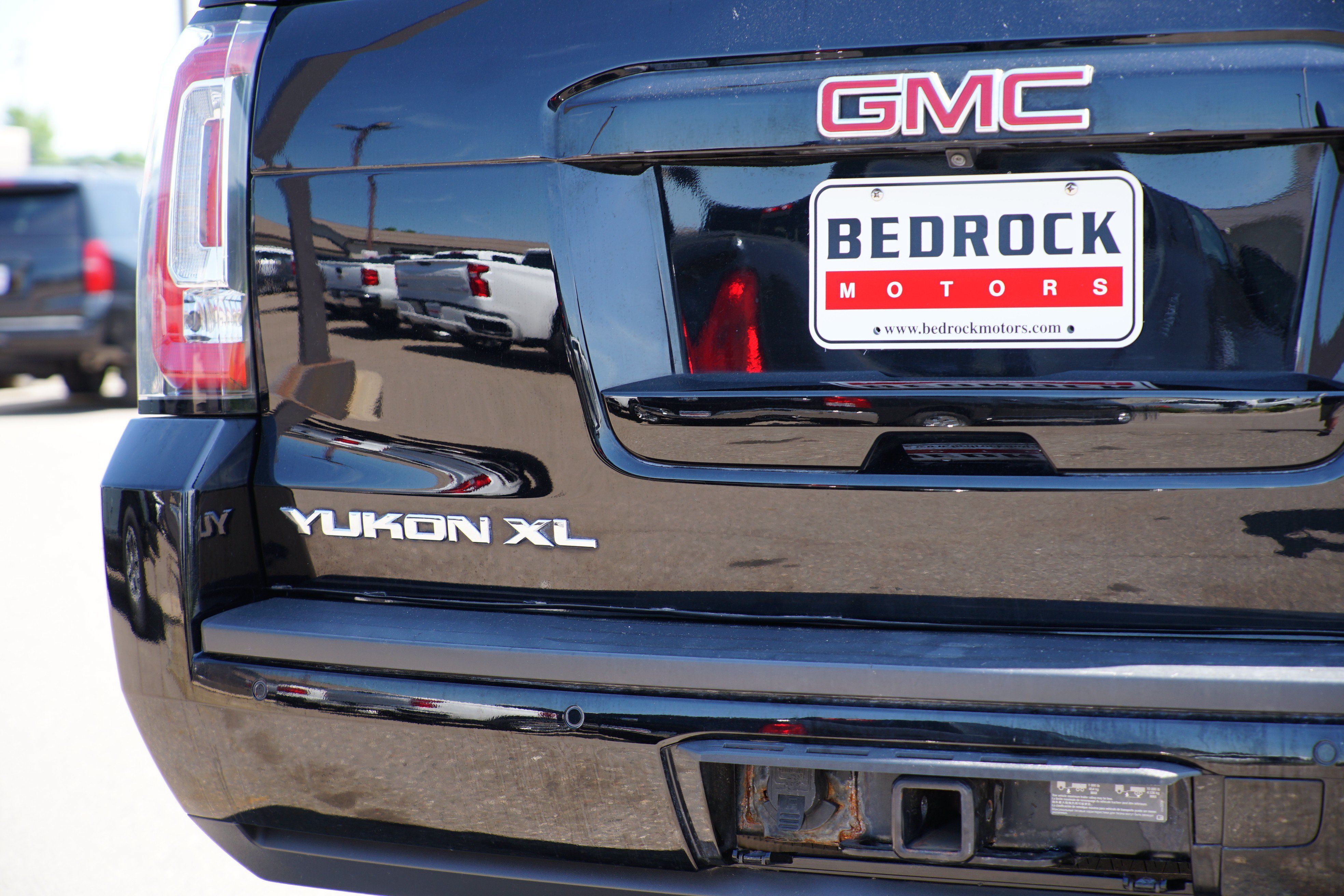 Used 2019 GMC Yukon XL SLE w/ SLE Value Package AWD/4WD image 10