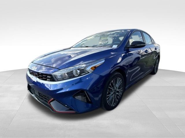 Used 2024 Kia Forte GT-Line w/ GT-Line Premium Package FWD image 2